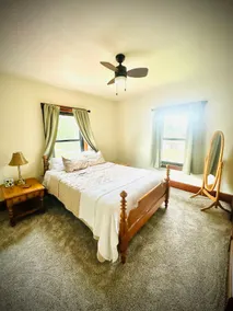 Cozy 4BR • Close to Downtown • Group Friendly - Image 5