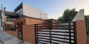 Parra's house, located 12 minutes from downtown - Image 4