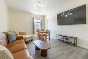6BR 3BA Retreat 5 min to Downtown Indy + backyard - Image 3