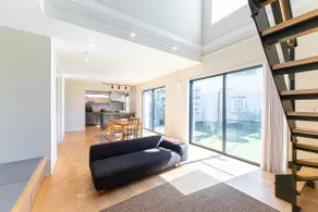 7 mins walk to the sea | Tsukasa building | Relaxing in the garden and deck, high-quality stay in Otoyama - Image 2