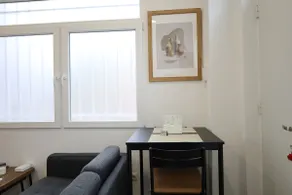 Stylish Flat Near Madrid Metro & Shops - Image 3