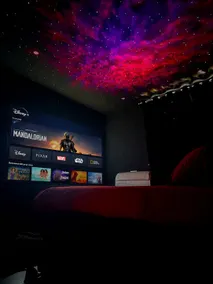 Movie Room – King-Size - Cine Suite in City Center - Image 2