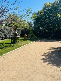 Large garden • Beach on foot 200 m • A/C • Parking - Image 4