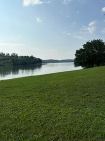 Brand-New Lakefront Bungalow on Cherokee Lake - Image 2