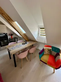 Elegant central apartment + parking space - Image 2