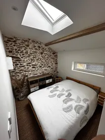 Studio T1 with courtyard - Image 4