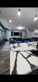 Lavish Downtown Rooftop Condo B free ev charging - Image 2
