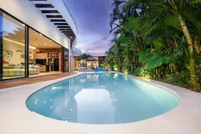 Tropical 3BR Villa near Savaya and Melasti Beach - Image 2