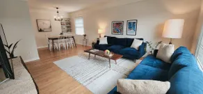 Elegant, Artsy Home in N. R Oak! - Image 2