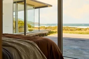 Cloudy Bay Beach House - Luxury Escape in Bruny Island - Image 3