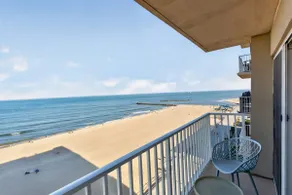 Modern Oceanfront Retreat w/Serene Sunrise Views - Image 3