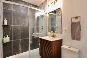 St. Paul 4BR River Trails | 2 Kings & Pets Welcome - Image 5