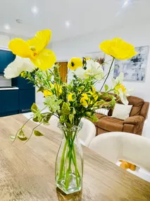 Brand-New Modern 2 Bed Room Apart ment With FREE Parking - Image 2