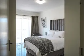 Stylish City Escape – Casa Bliss - Image 3