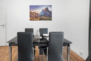 Stylish and modern apartment - Image 5