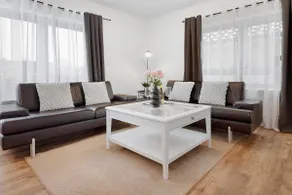 Stylish and modern apartment - Image 2