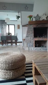 Spacious house next to the lake Free parking - Image 3