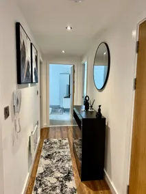 Stylish 2-Bed Apartment by Manchester City Cente - Image 4
