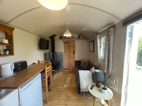 Large Shepherd’s Hut With Garden - Image 3