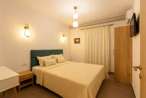 Pantheon Apartments - Image 2