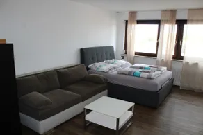 Modernes Apartment im Herzen Ludwigsburgs mit Netflix & DAZN - Image 5