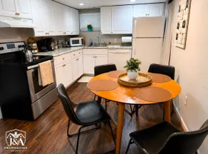 Catonsville Getaway - Image 3