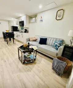 Renovated Charming Retreat Guestsuite DC Free Park - Image 2