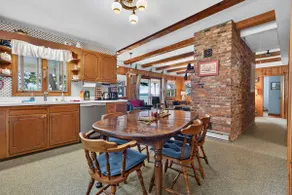 Beautiful 4bd Family Lake House w/ Docks and Views - Image 3