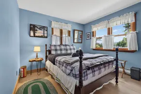 Beautiful 4bd Family Lake House w/ Docks and Views - Image 5