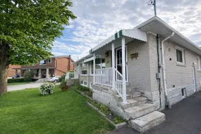 Renovated 3BR Home w/Vball Set—Near Rogers Stadium - Image 5