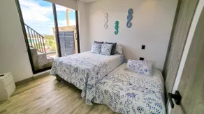 Penthouse A/C private jacuzzi balcony facing the ocean - Image 5