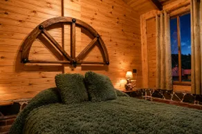 Cabin for couples • Fire pit • Pet friendly - Image 2