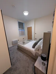 Apartment in Huddersfield West Yorkshire - Image 3