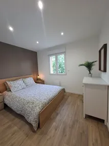 Large and quiet apartment next to the city center - Image 3