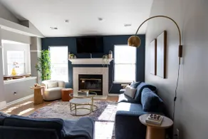 Charming Cul-de-Sac Home - Image 2