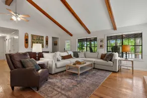 Grandview Lakeside Retreat -Close to UA-5BR-Game R - Image 2