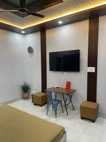 Regnant Corner - B wing - Suite room in a bungalow - Image 2