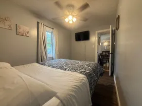 Corner Cottage - Image 5