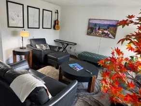 Elegant 3BR 2bath w/ Patio | Great Location - Image 2