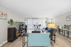 Wonderful 1BR condo w/huge balcony - Image 2