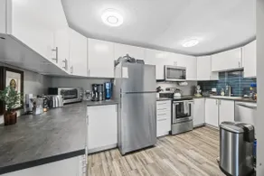 Wonderful 1BR condo w/huge balcony - Image 3
