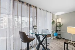 Wonderful 1BR condo w/huge balcony - Image 4