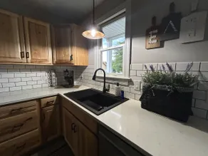 Spring Grove Getaway - Image 2