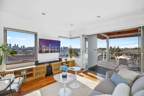 The Perth Summit - A Sepal Stay - Image 2