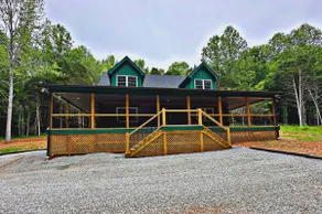 Secluded Log Cabin 8 Acres Sleeps 8 Near Nashville - Image 4