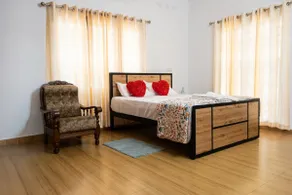 Esther Cottege 2BHK Munnar, Adimali - Image 5