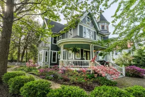 Magical Victorian near hiking wine trail - Image 2
