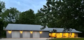Quiet home near Lake Sullivan - Image 2