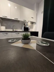 AV Urban Retreat - Image 2