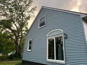 Balti Bay Loft Summertime Fishing Lake St. Clair - Image 2